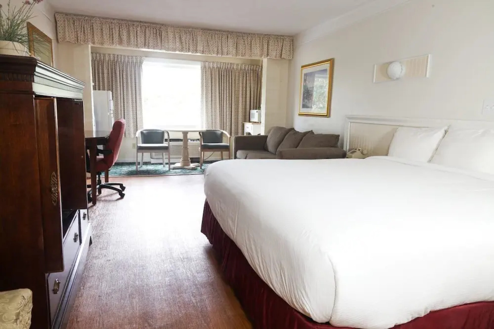 ShoreWay Acres Inn & Cape Cod Lodging