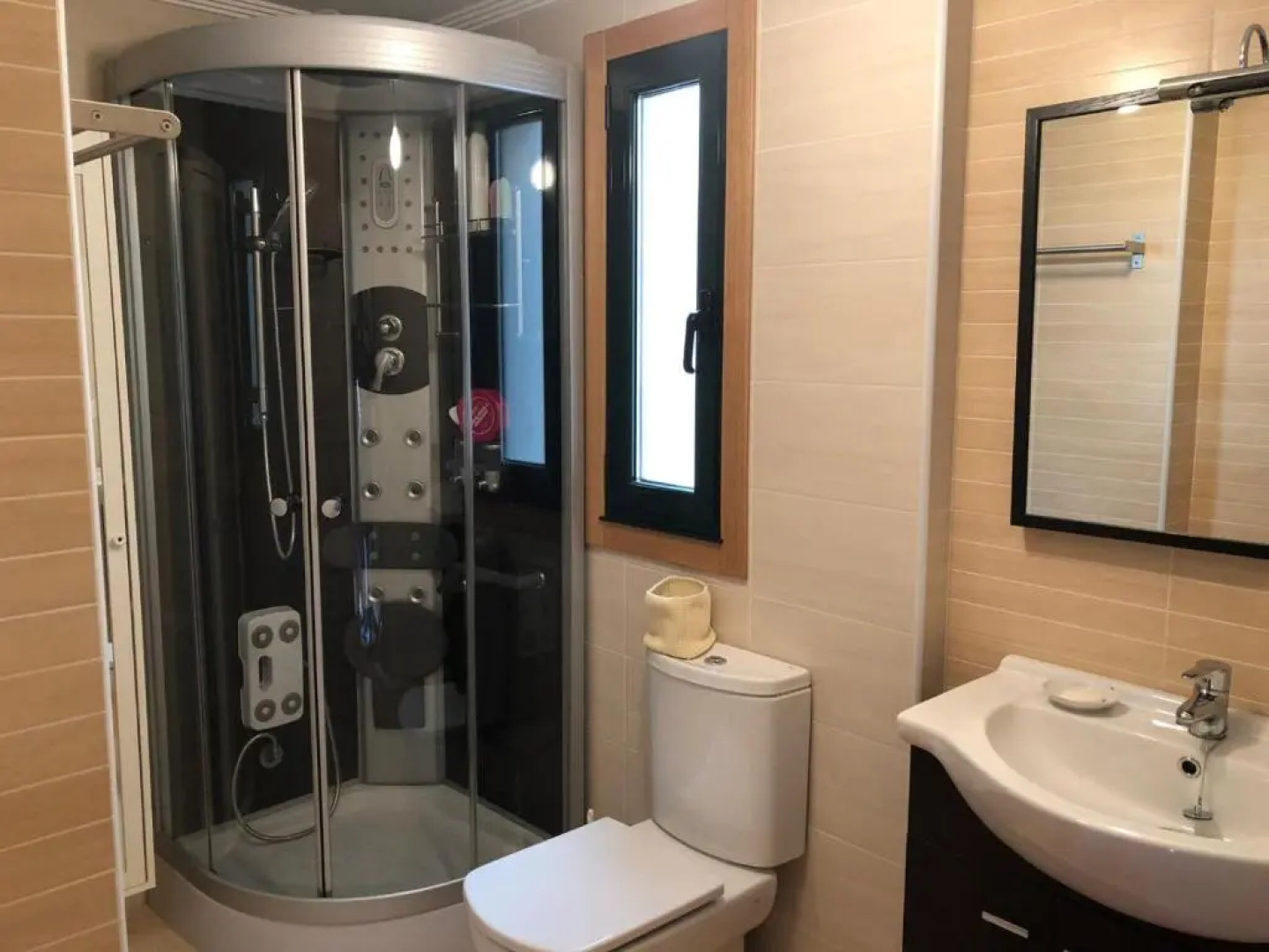 Apartamento para 6 personas con piscina y paddle