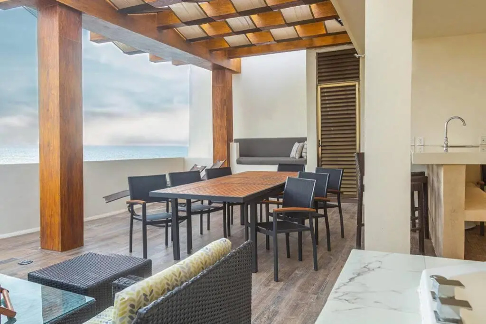 Penthouse-3 recamaras-frente playa-Rooftop-Jacuzzi