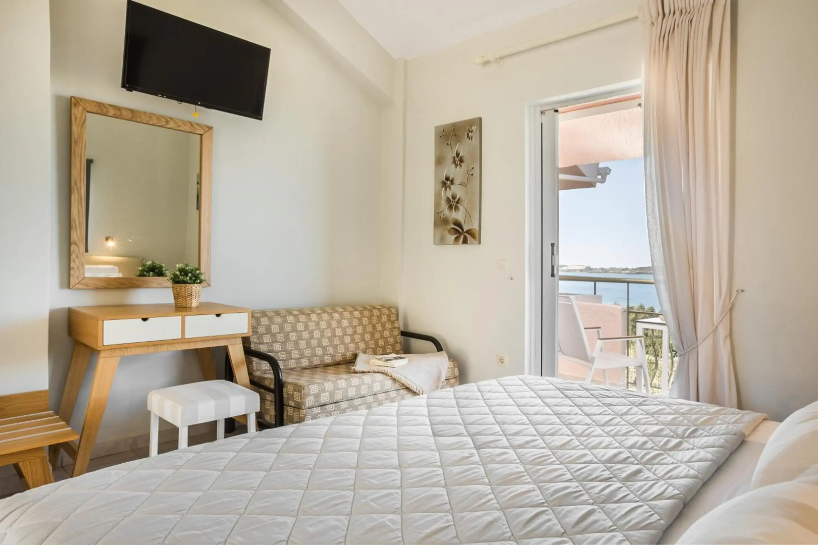 Panorama Fanari Studios & Apartments