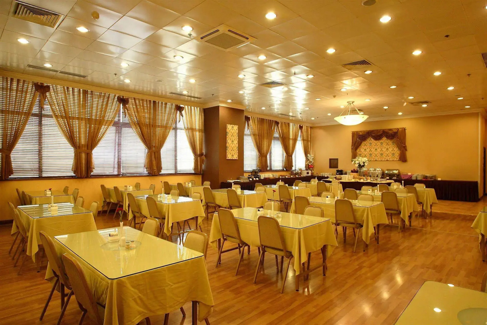 Magnificent International Hotel