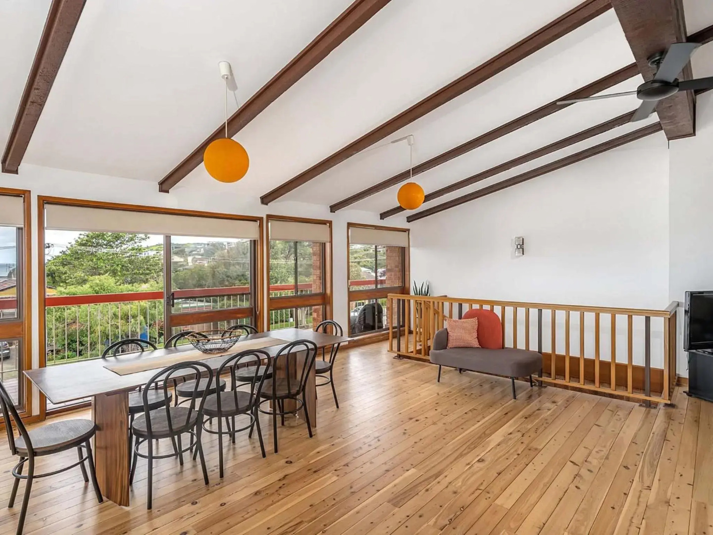 CLOUD NINE Gerringong 4pm Check Out Sundays except Peak season