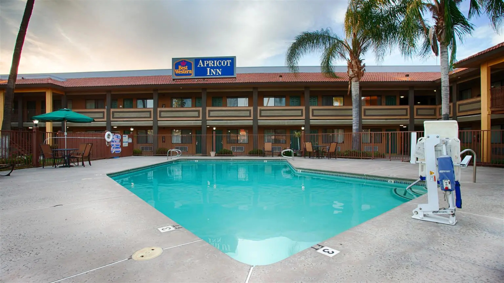 Best Western Apricot Inn