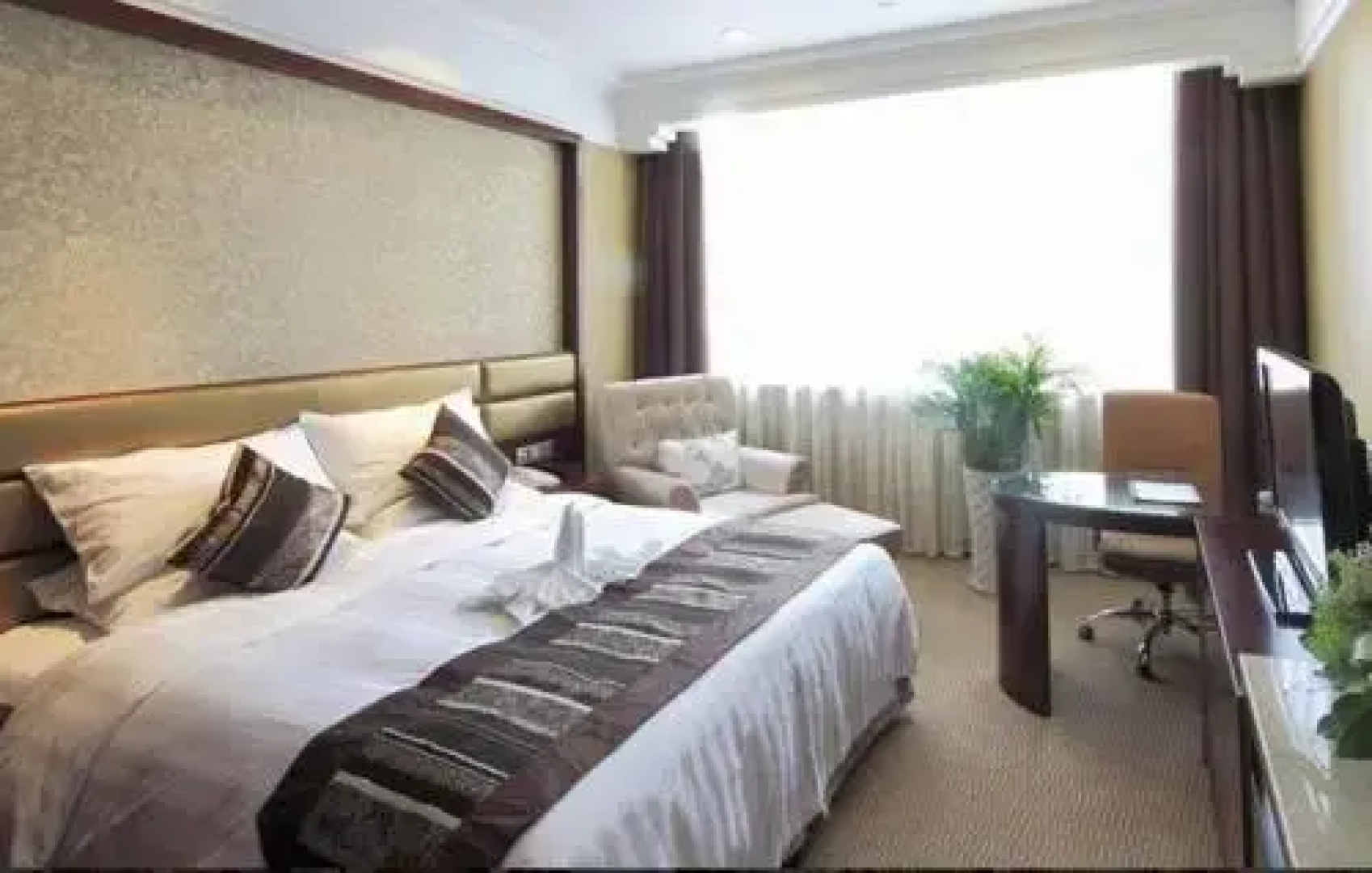 Junrui Baihe Hotel