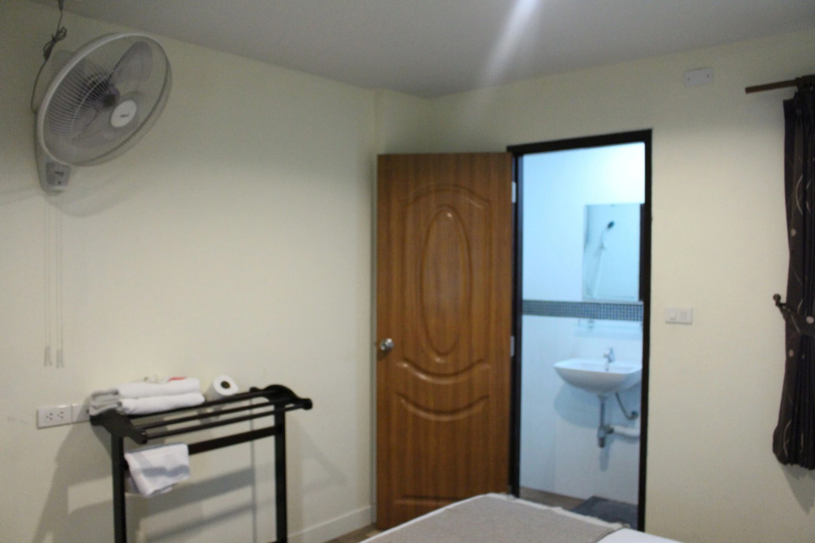 Отель Samsensam Place