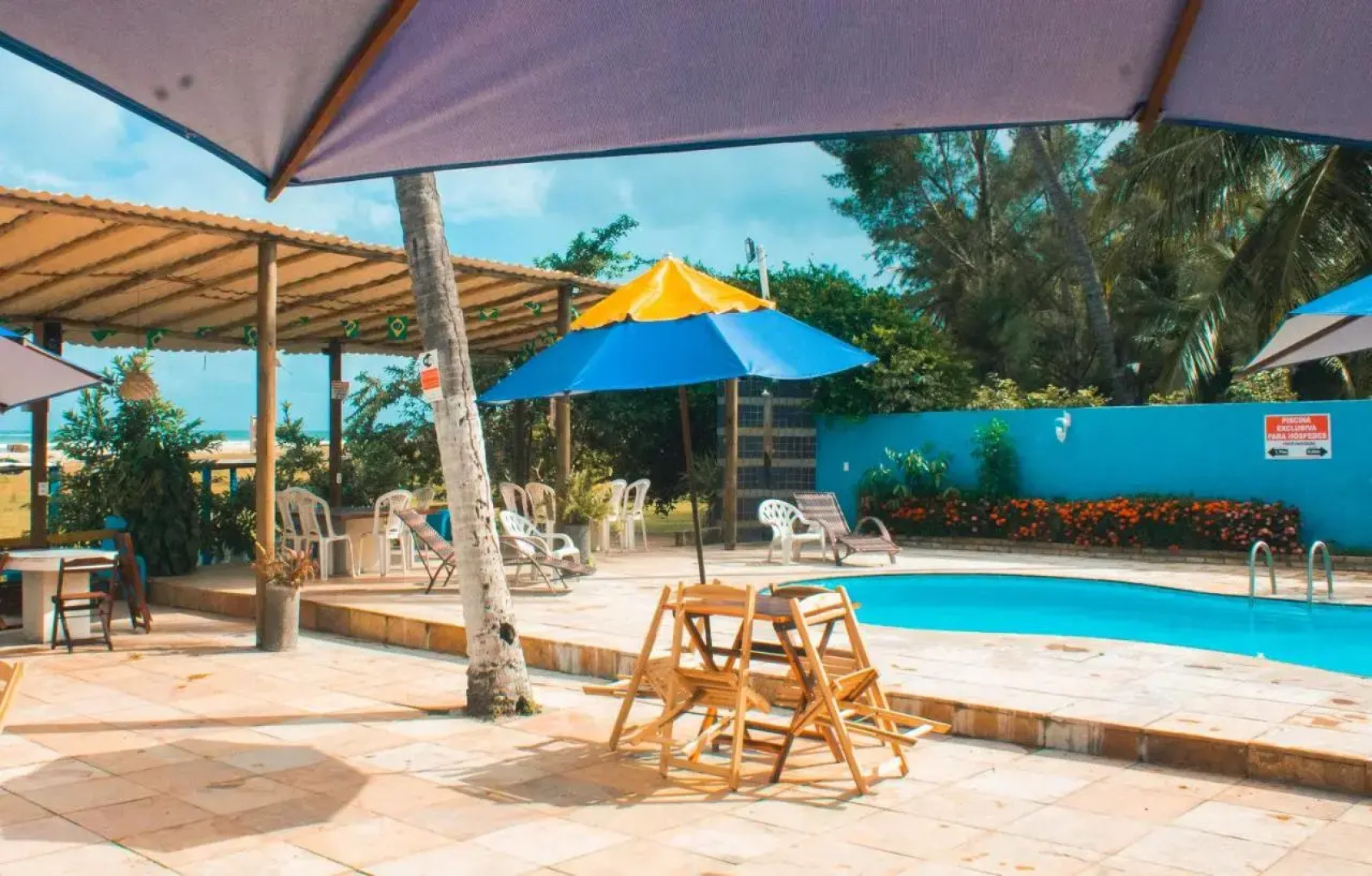 Pousada e Restaurante Sombra dos Coqueiros