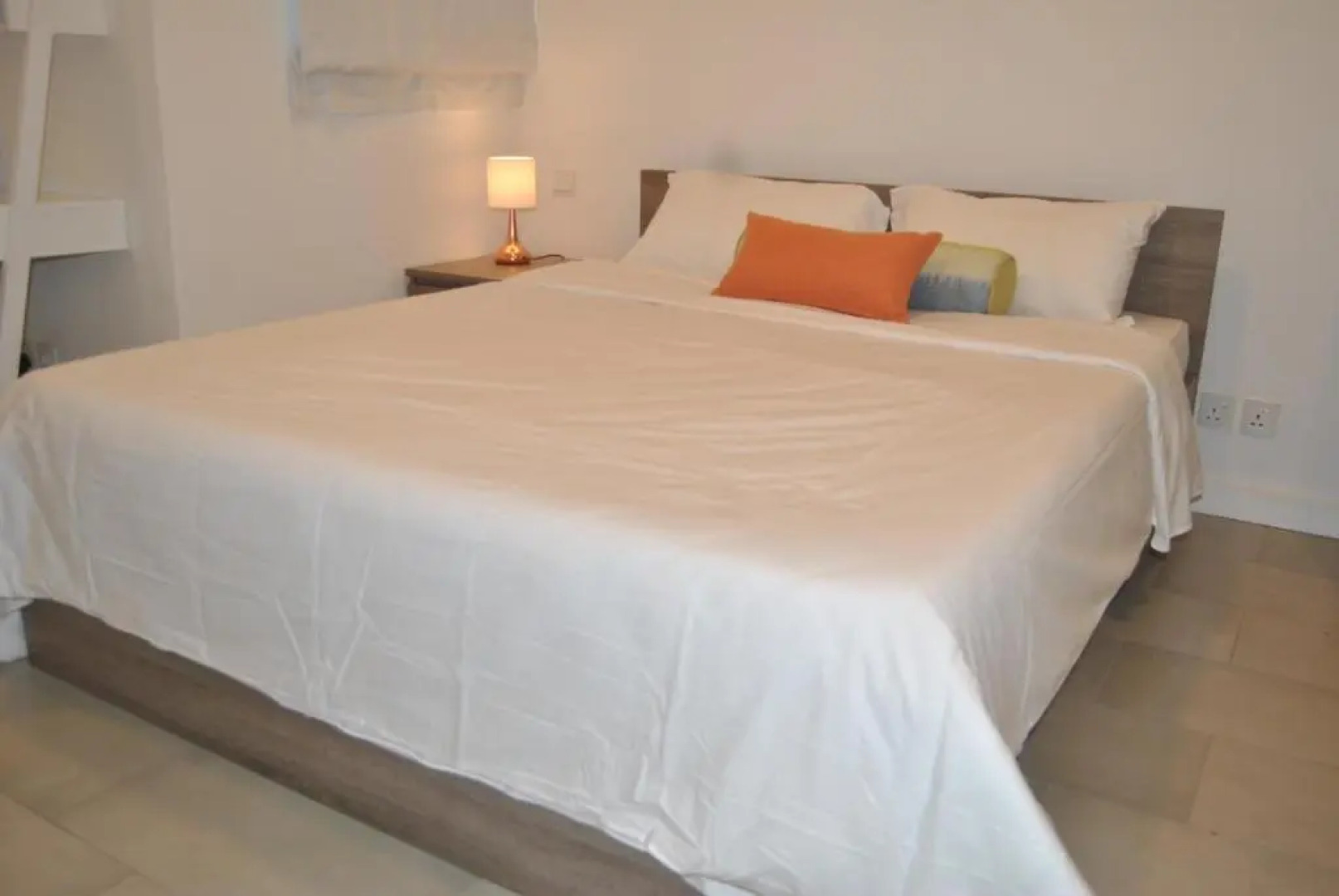 Studio 208 Ebene Square Urban Living