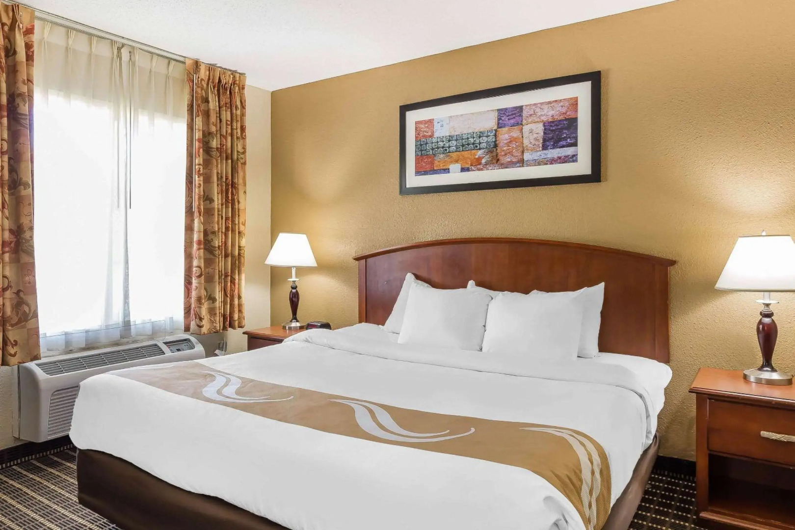 Quality Inn & Suites Sevierville - Pigeon Forge