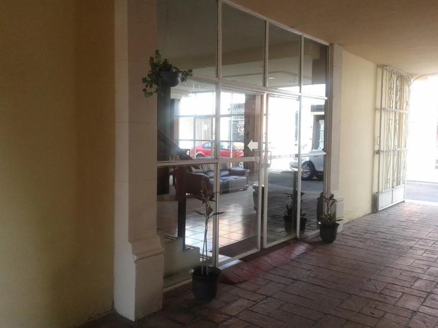 Hotel Grand Colonial