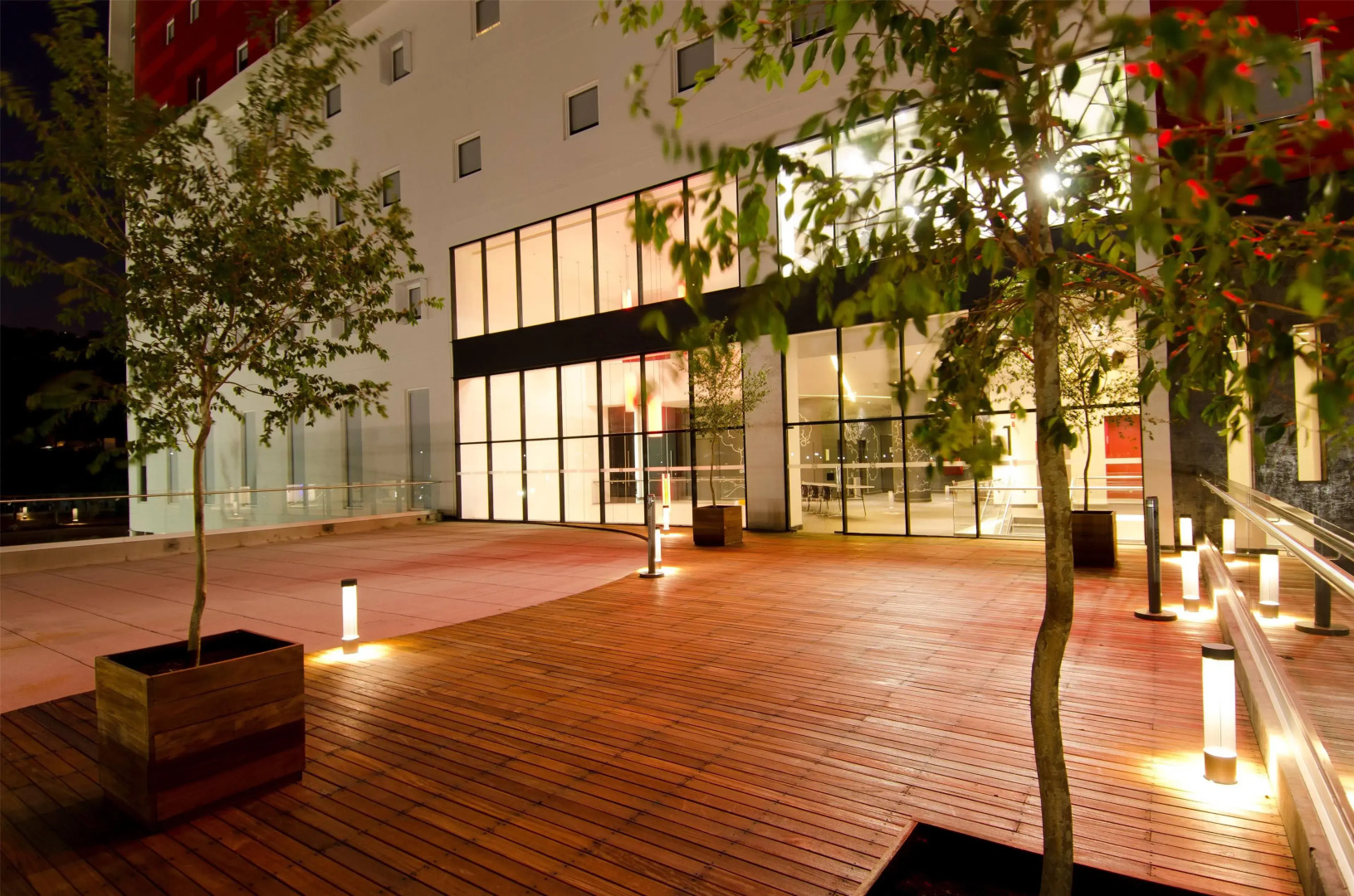 Ramada Encore by Wyndham Guadalajara Sur