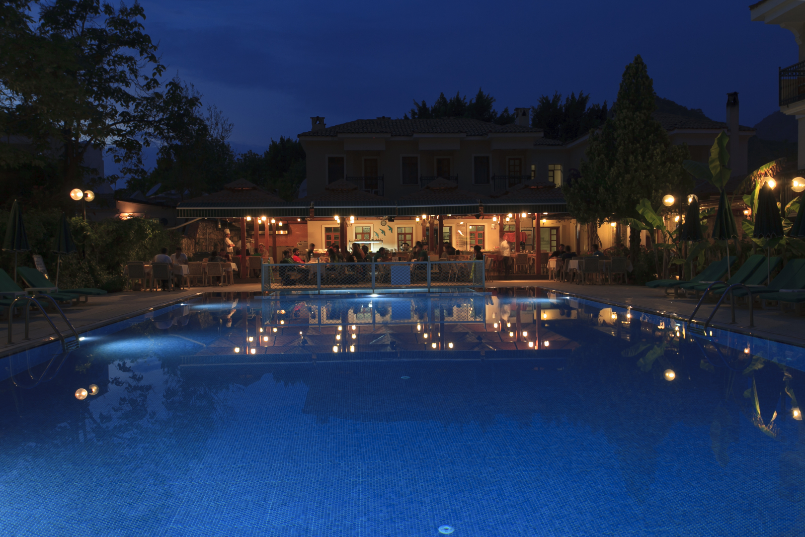 Perdikia Beach Hotel