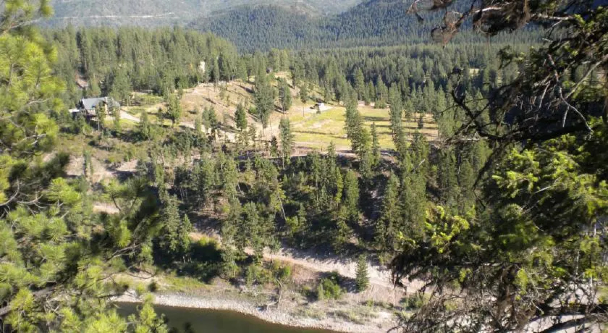Montana River Lodge