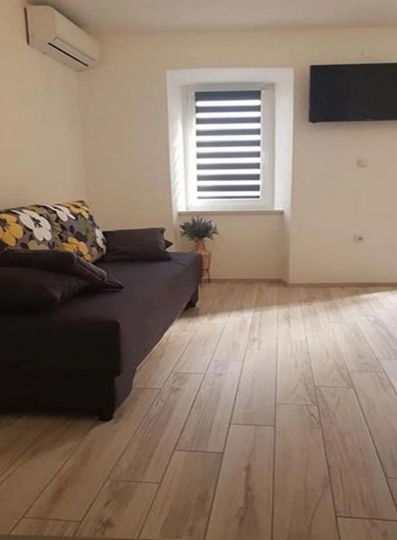 Apartment Mario - 50 m from sea : A1 Novi Vinodolski, Riviera Crikvenica
