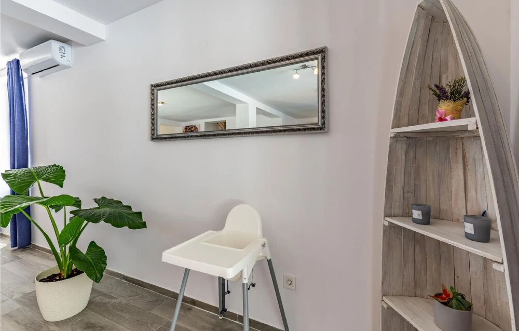 Amazing Home in Marcana With 4 Bedrooms, Wifi and Outdoor Swimming Pool