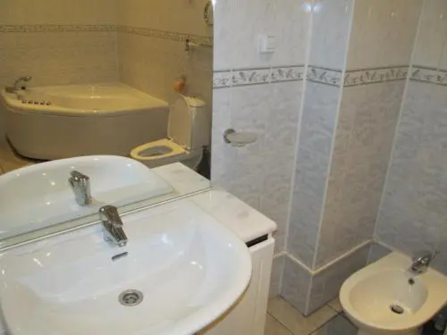 Ланч Кафе Инн