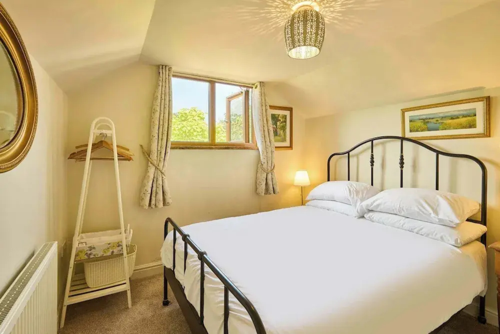 Host Stay Romney Cottage