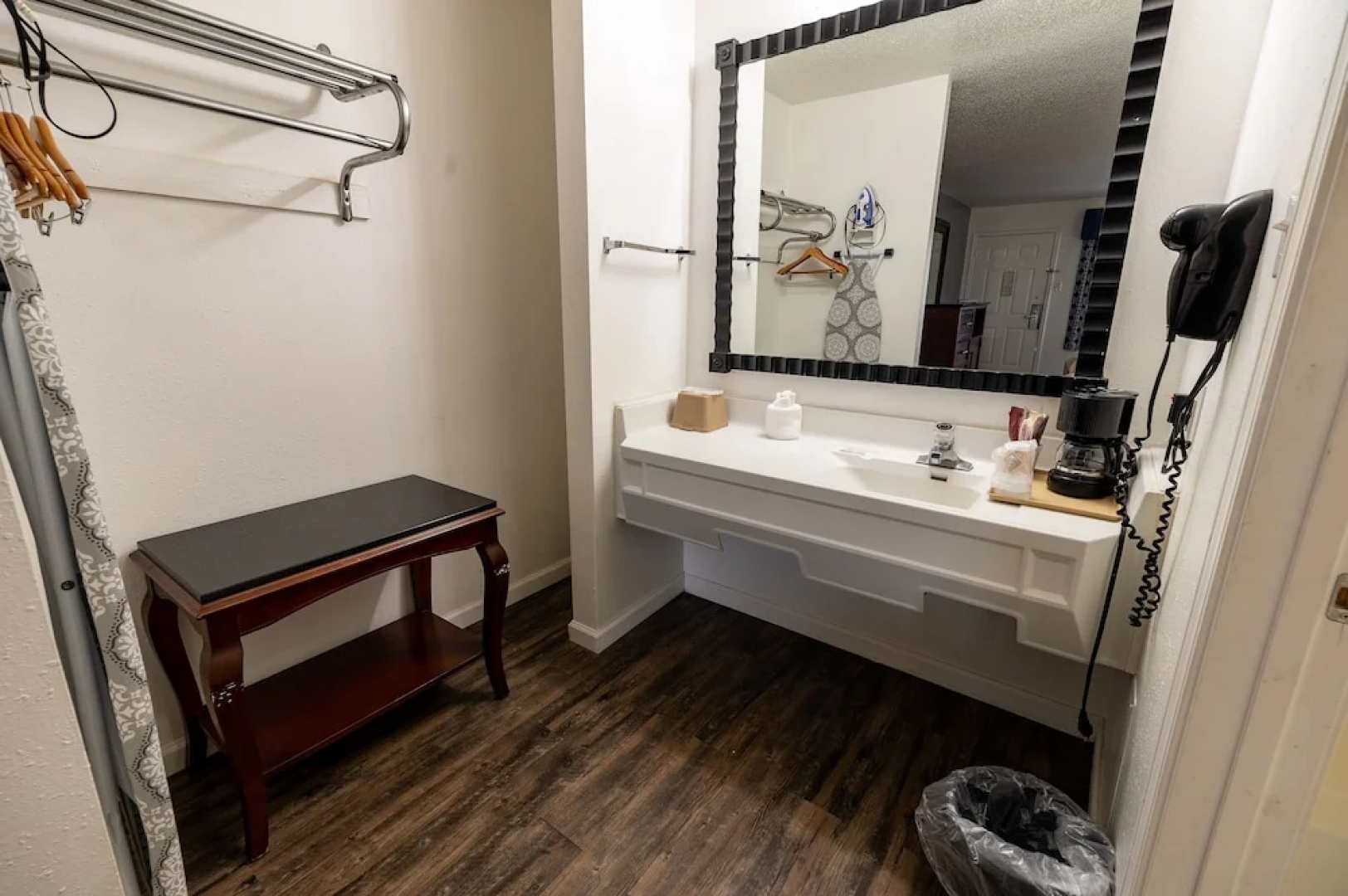 Americas Best Value Inn