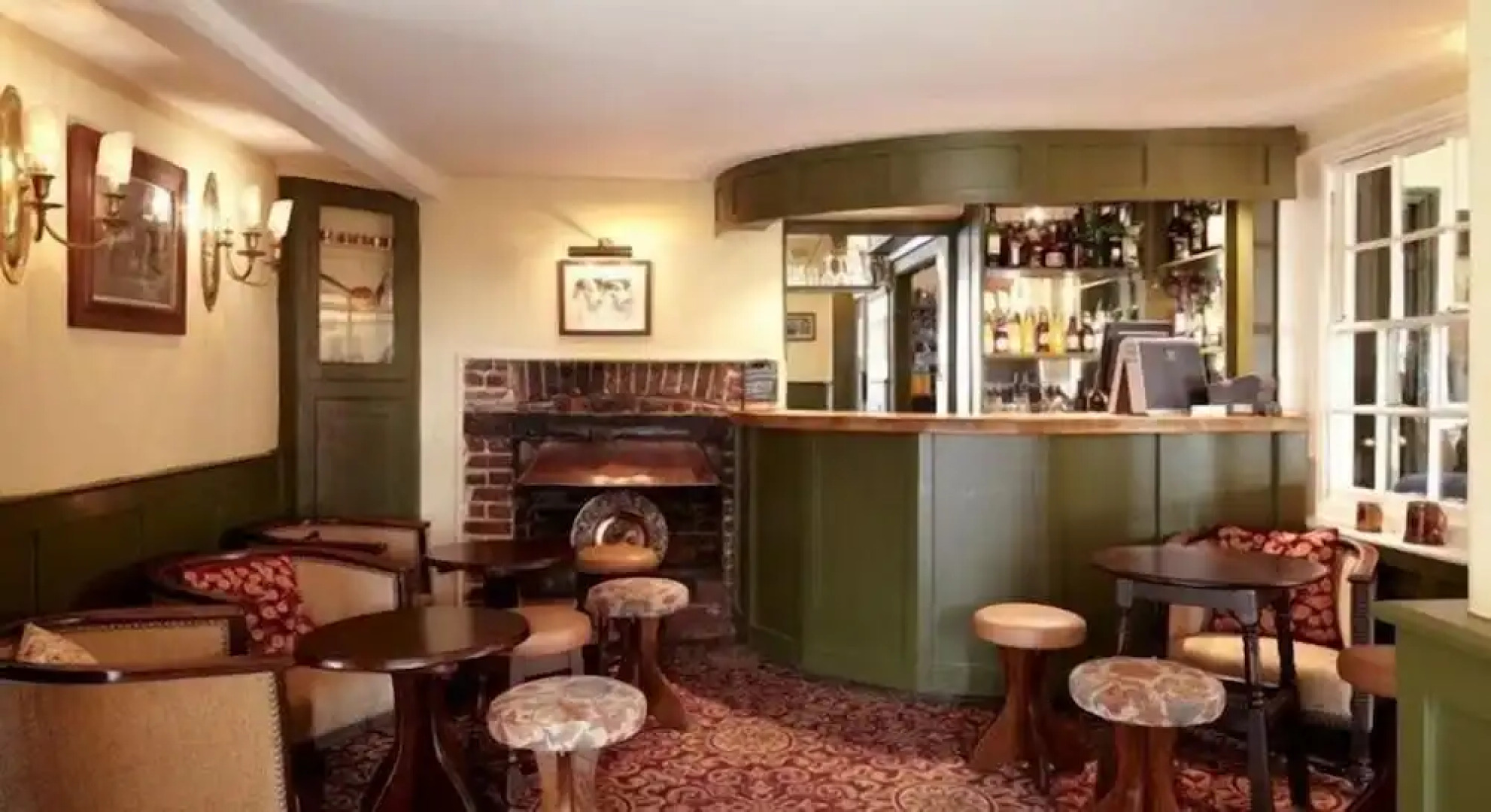 The Stag and Huntsman