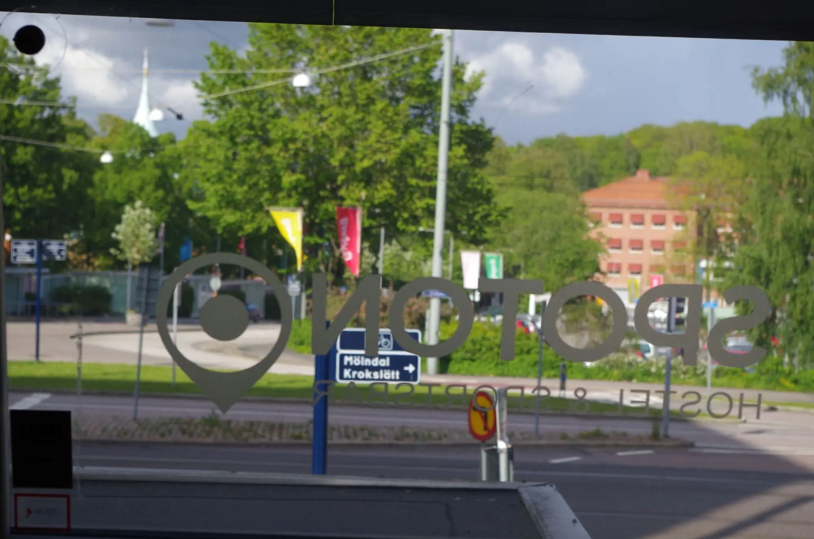 Spoton Hostel & Sportsbar