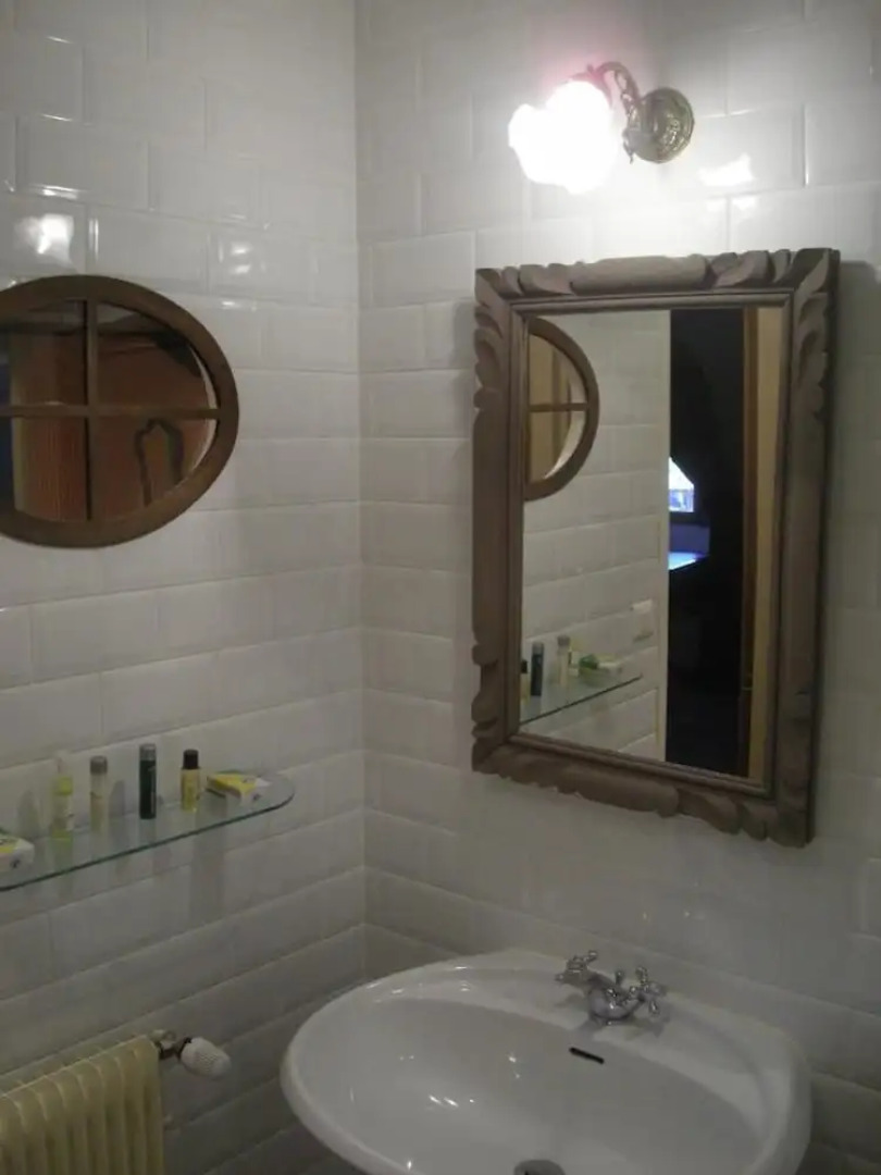 Au 16 Place Saint Louis