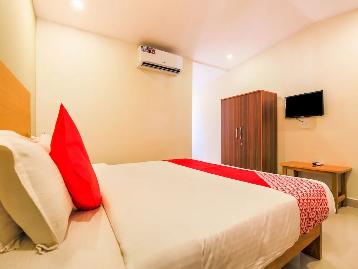 OYO 23067 Kartik Resort