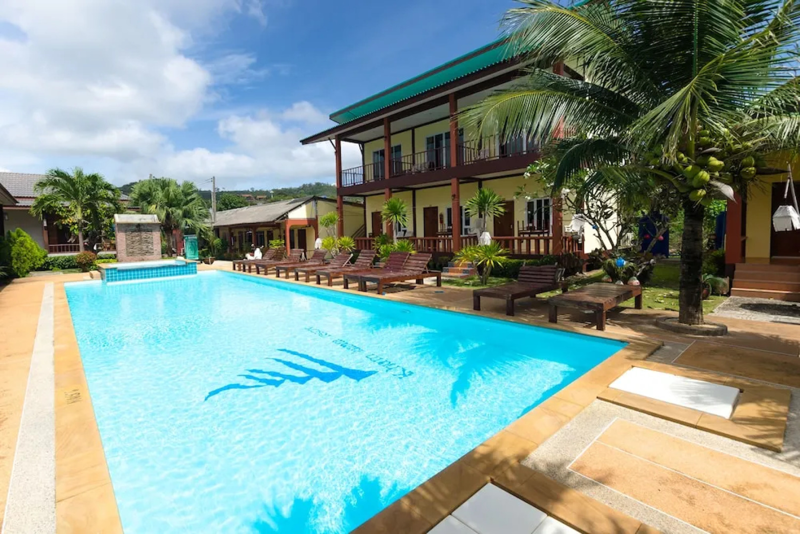 Sleep In Lanta Resort