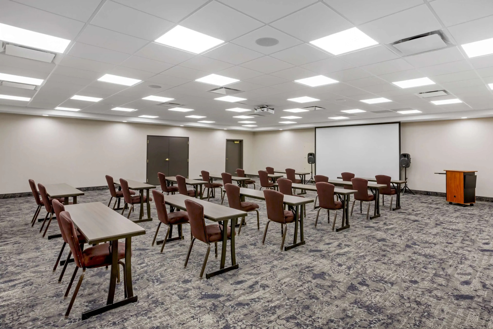 Best Western Plus Landmark Inn