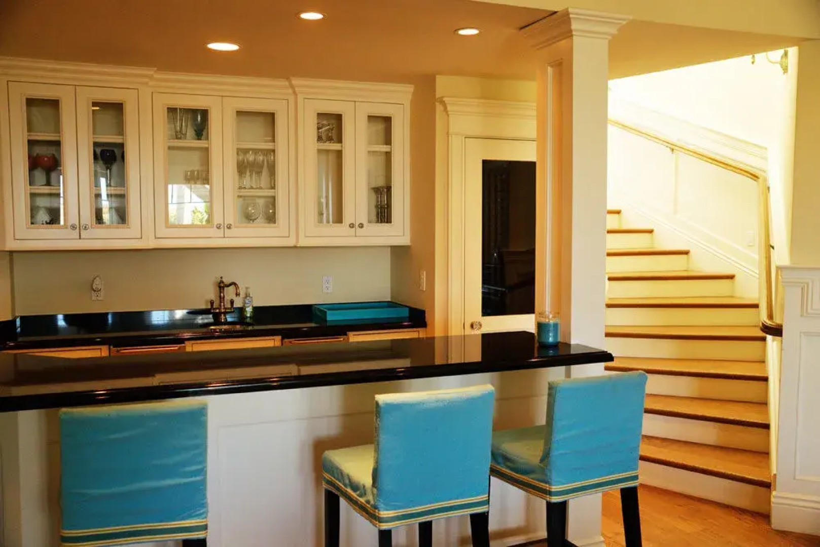 Luxurious French Style Oceanside Malibu House