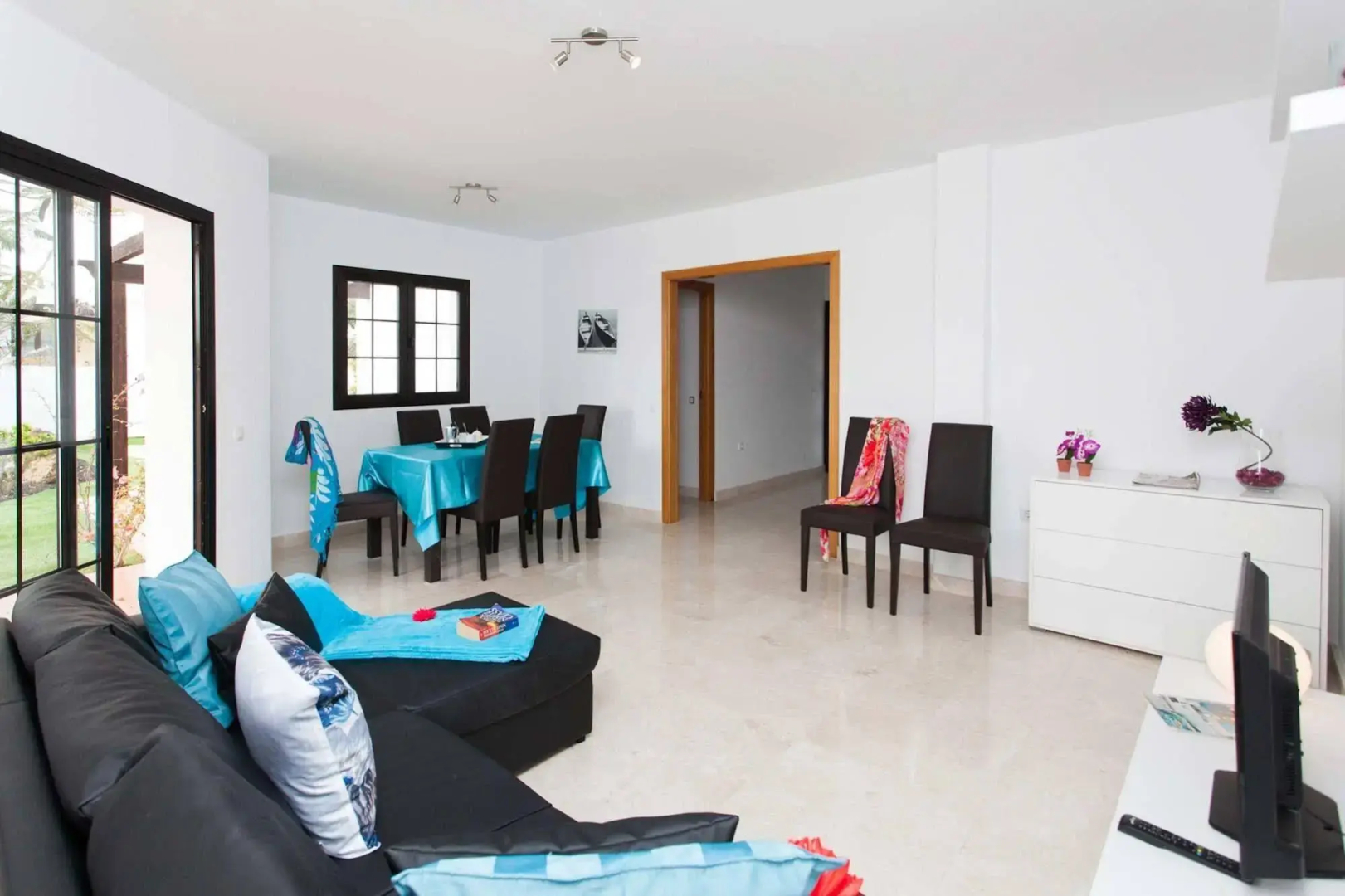 Villa Oliva by Vacanzy Collection