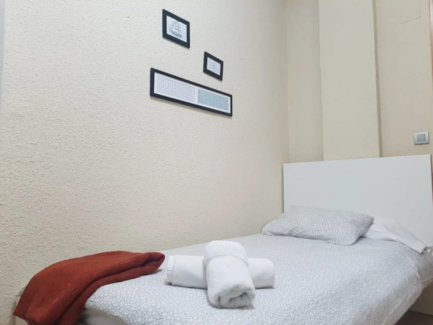 Apartamentos Dos Torres - Varda