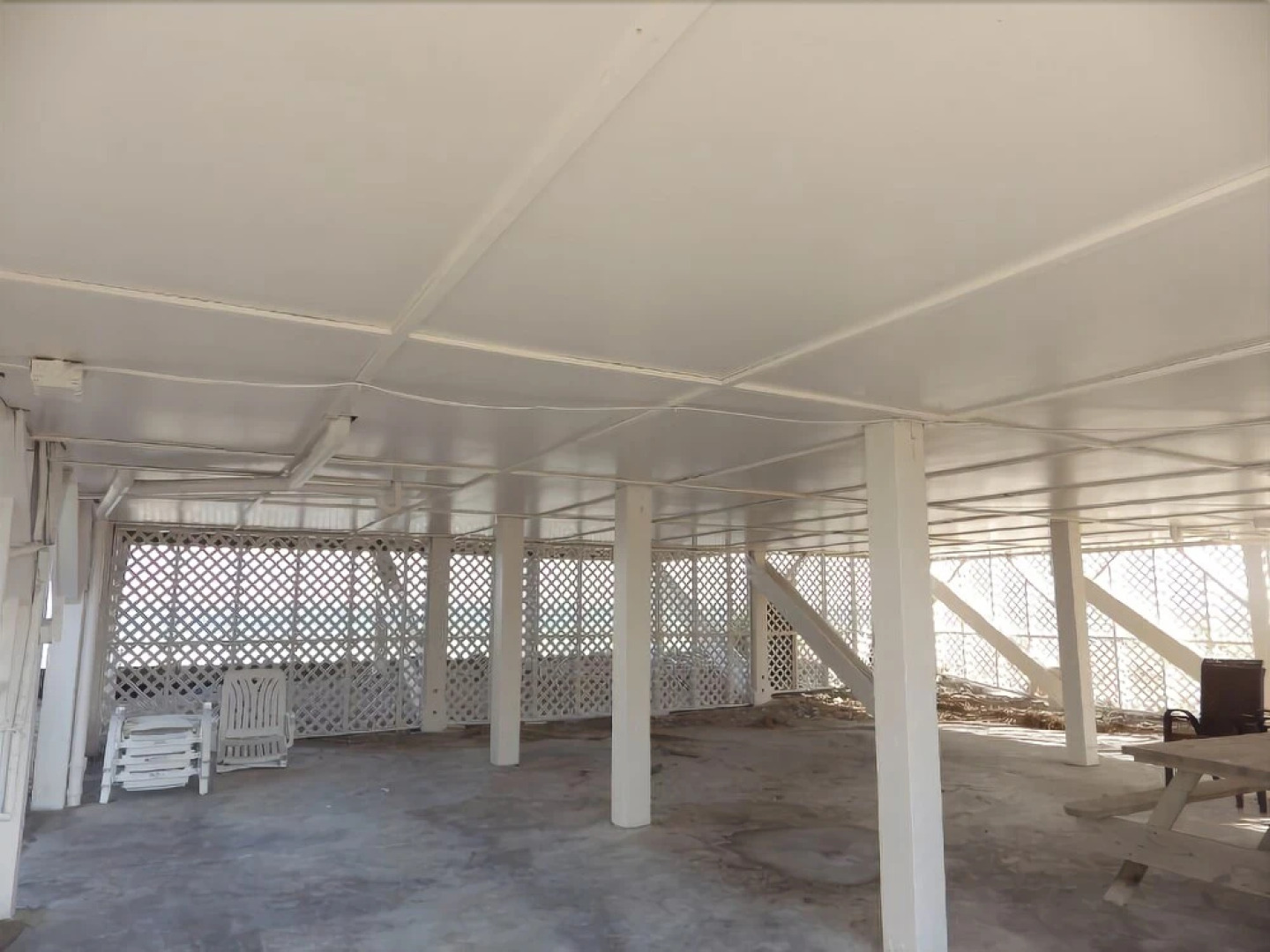 Just a Beachy Time! - 4 Br home by RedAwning