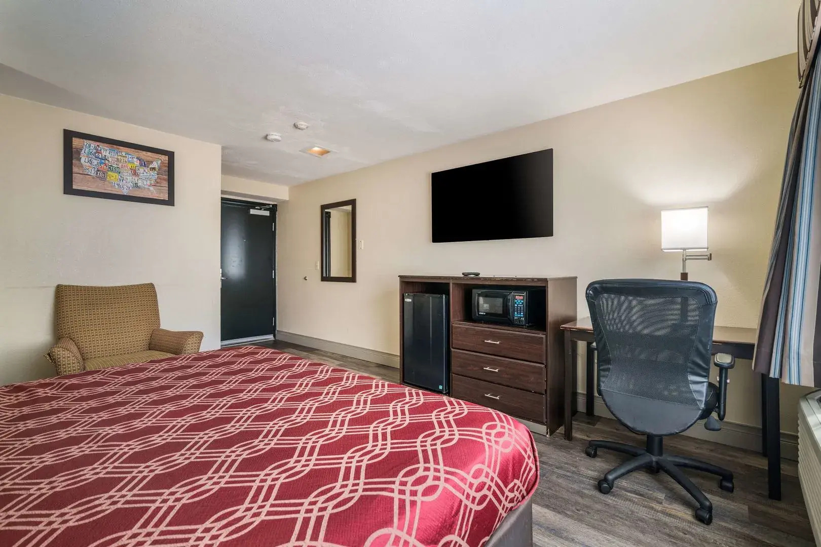 Howard Johnson by Wyndham Malden Boston Area