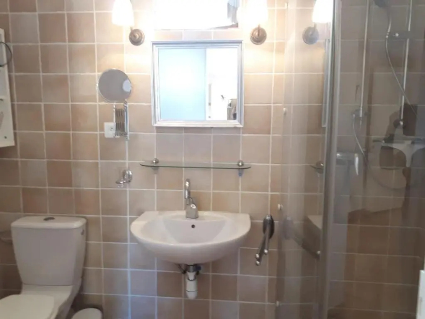 Appartement au coeur du village- Ref12