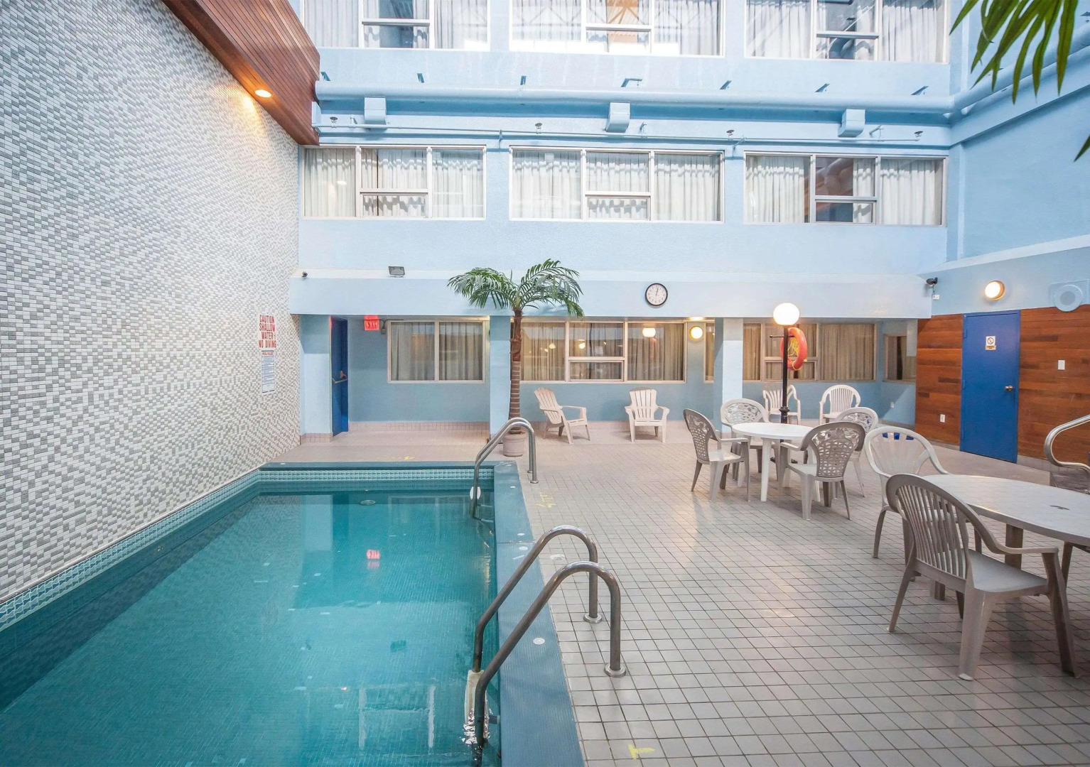 Comfort Inn & Suites Downtown Edmonton