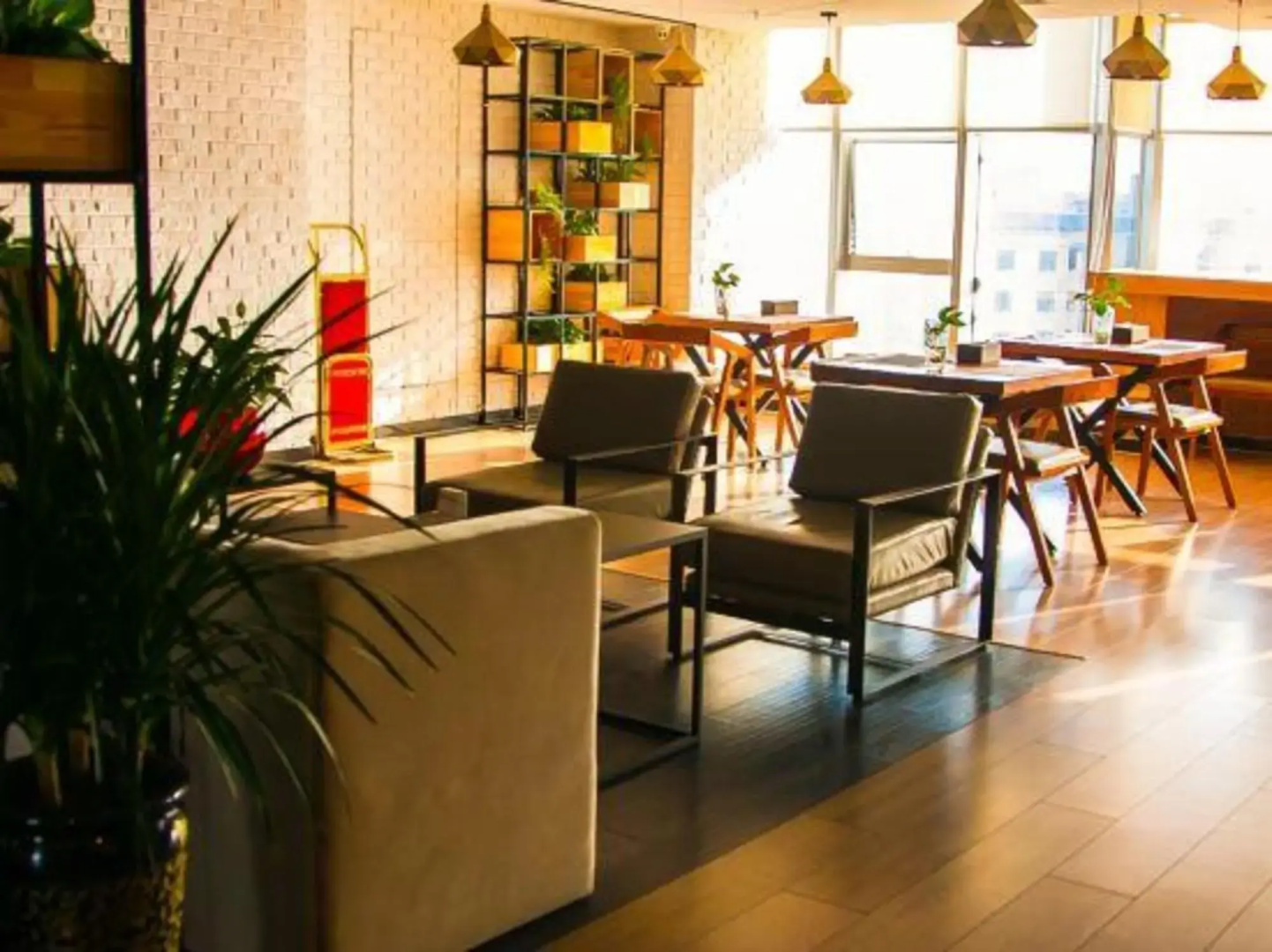 Momo Yishang Boutique Hotel