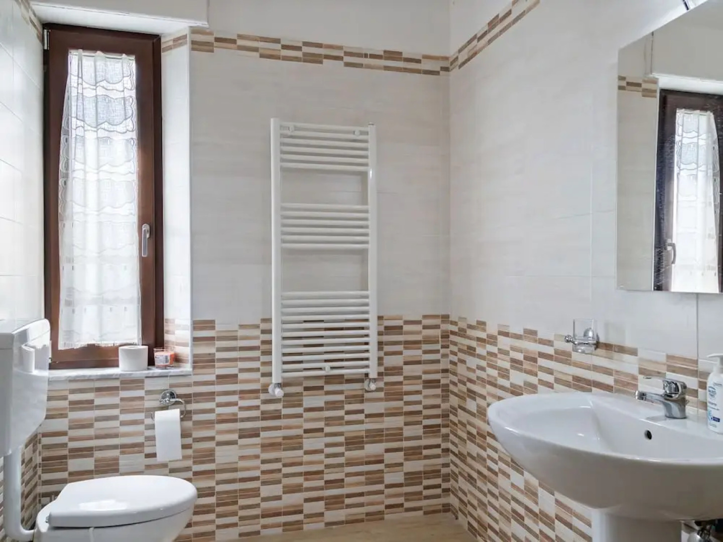 Appealing Villa in Castelfranco di Sotto with Private Pool