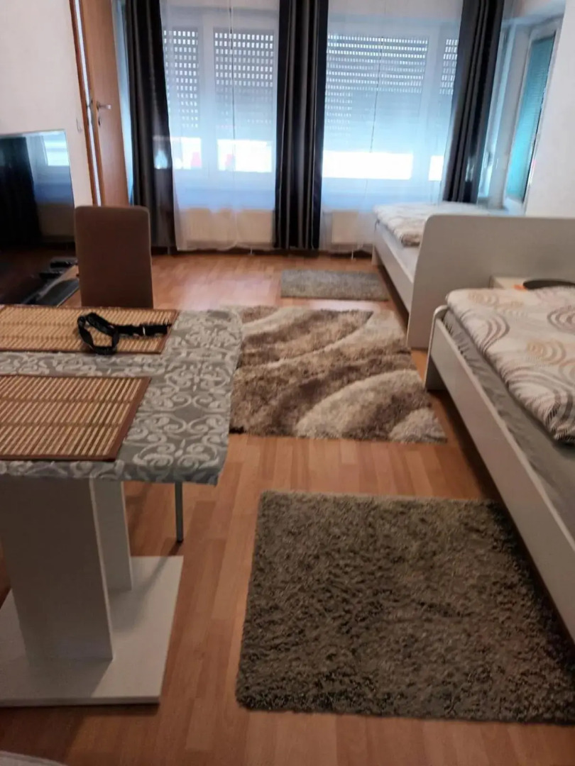 Privat Zimmer KF