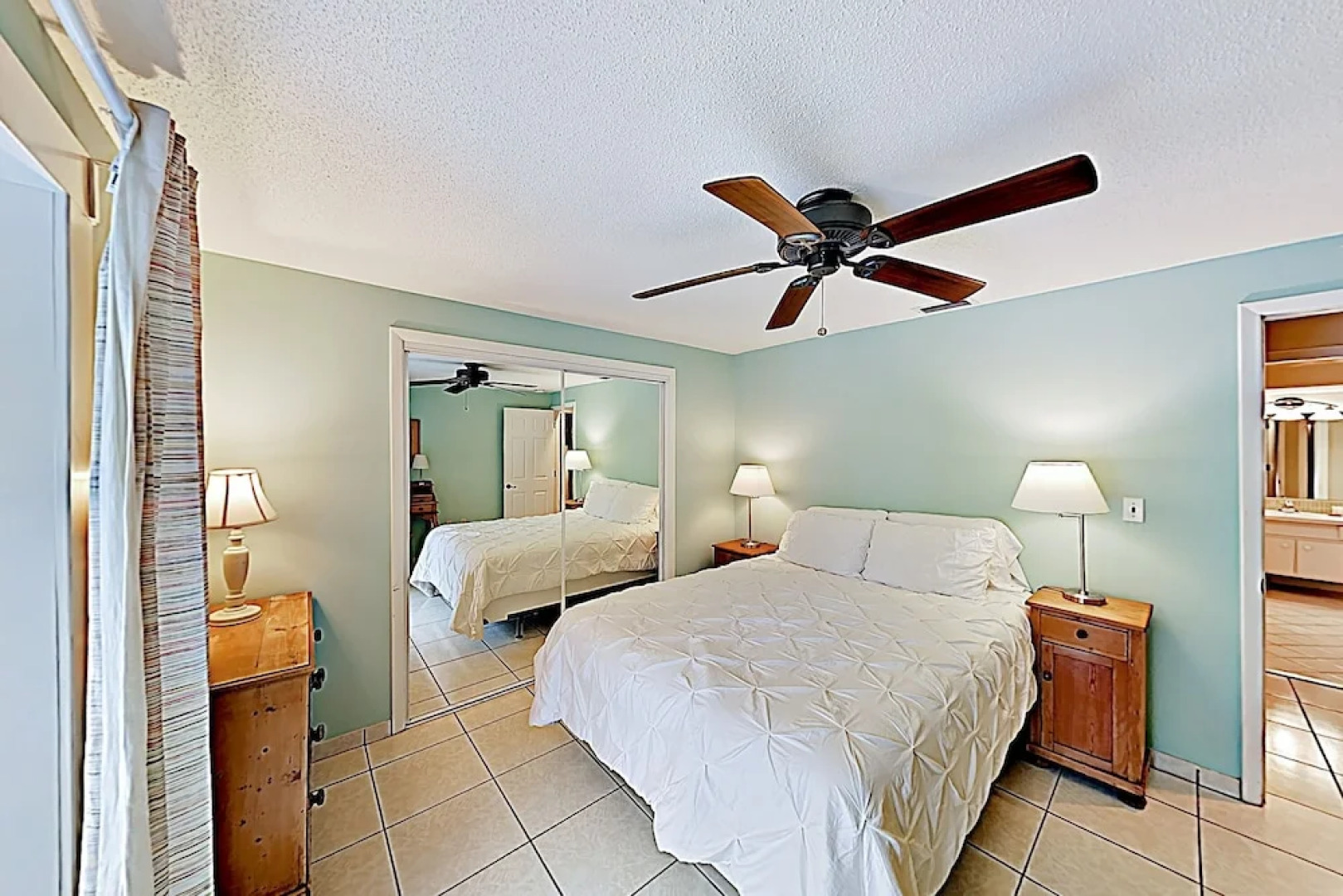 Tropical Gem on Water - 3 Br Home