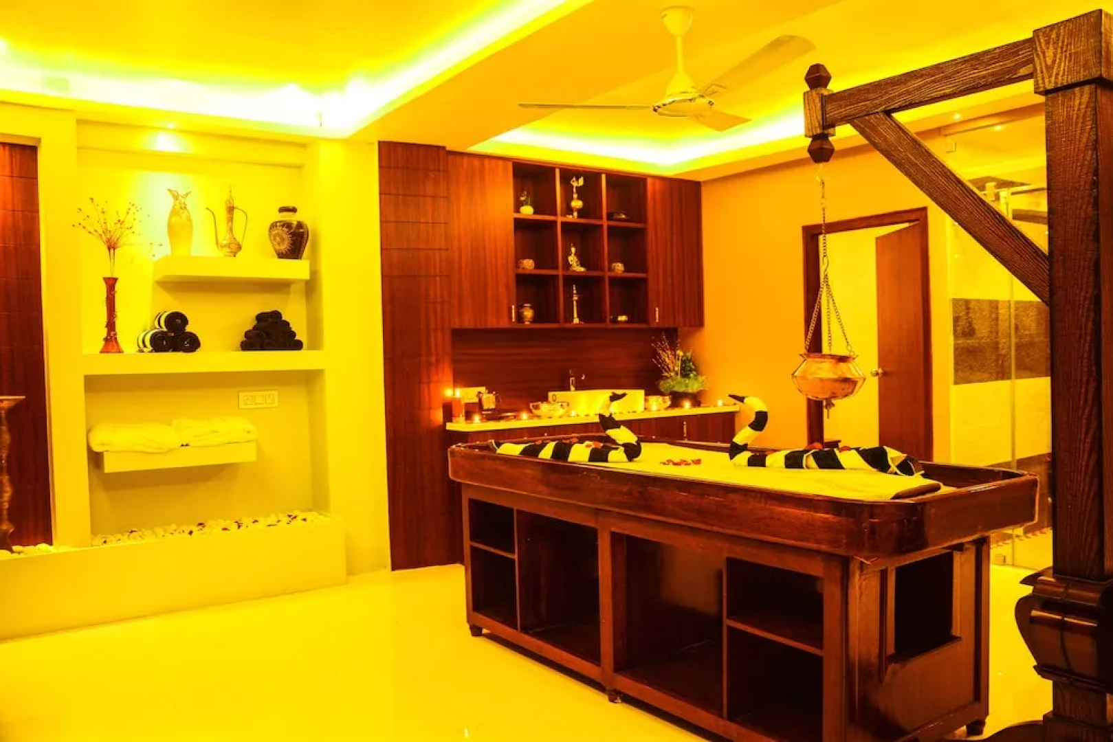 Sandesh The Prince - 4 Star Hotel