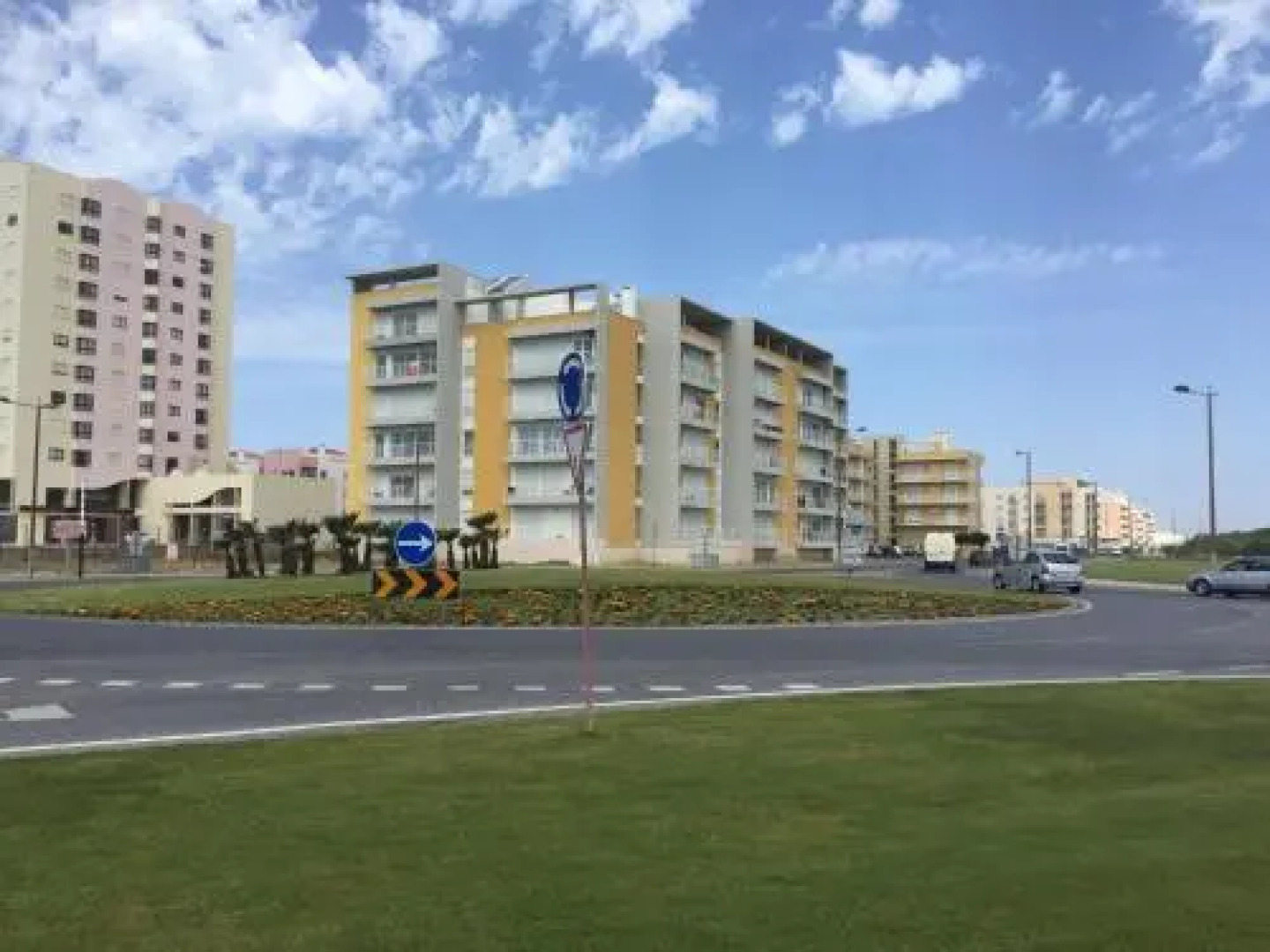 Sun & Wave Apartment