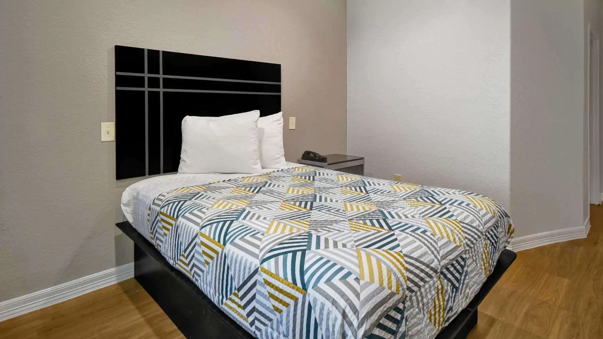 Motel 6 Humble, TX - Houston International Airport