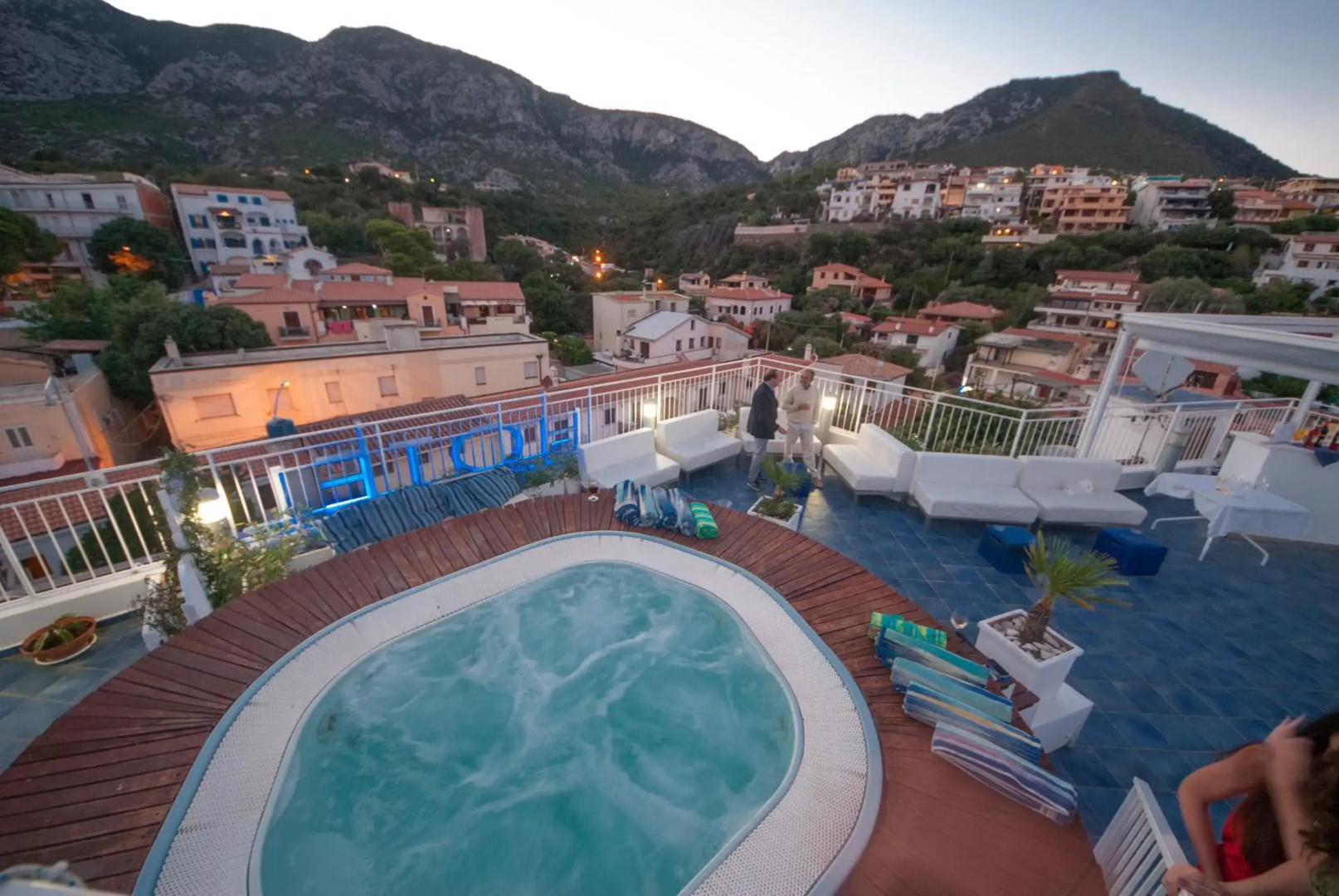 Bue Marino Hotel & Rooftop Bar