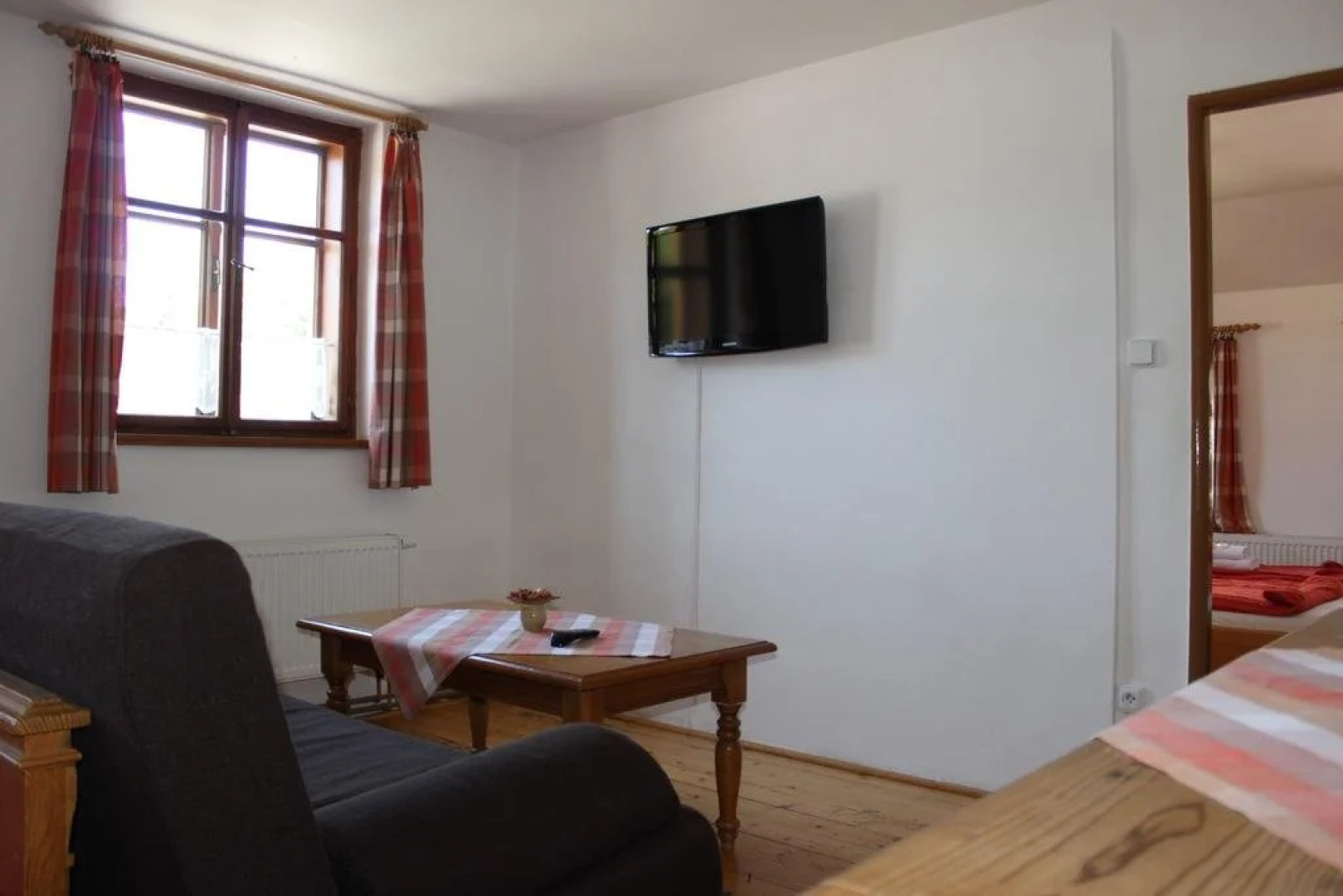 Restaurace-penzion Staropacká Sokolovna