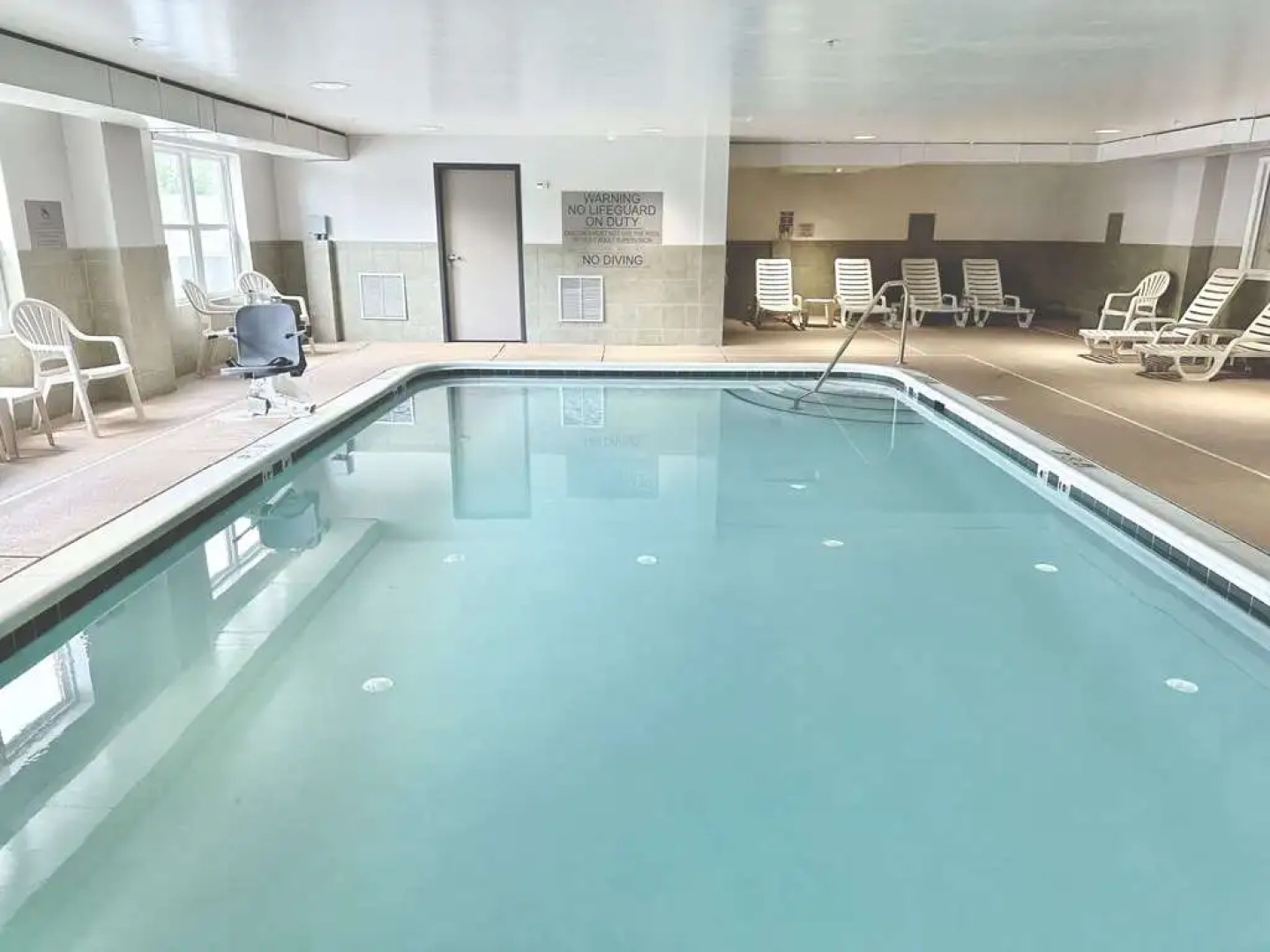 Country Inn & Suites by Radisson, Harrisonburg, VA