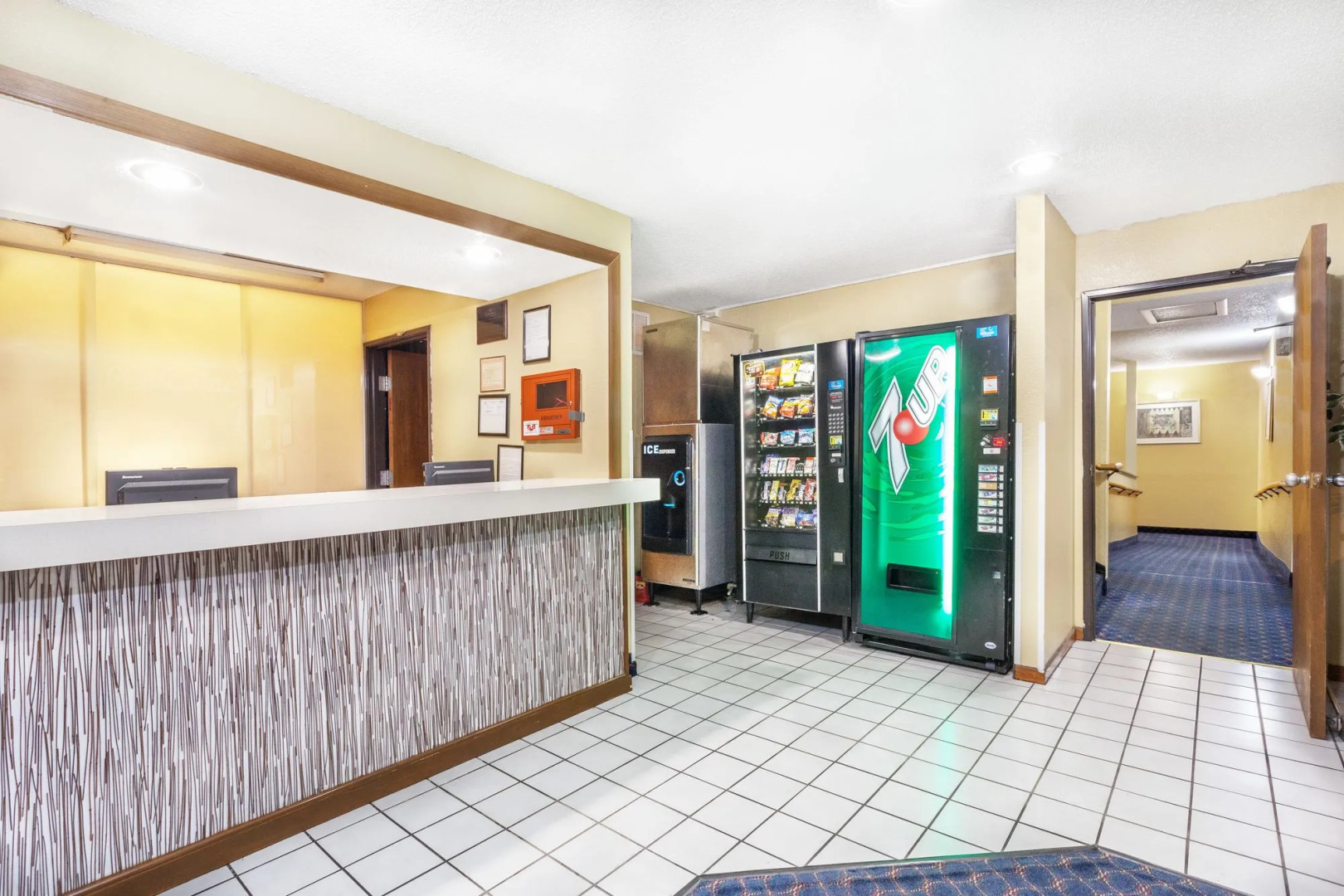 Magnuson Hotel Fort Wayne North – Coliseum