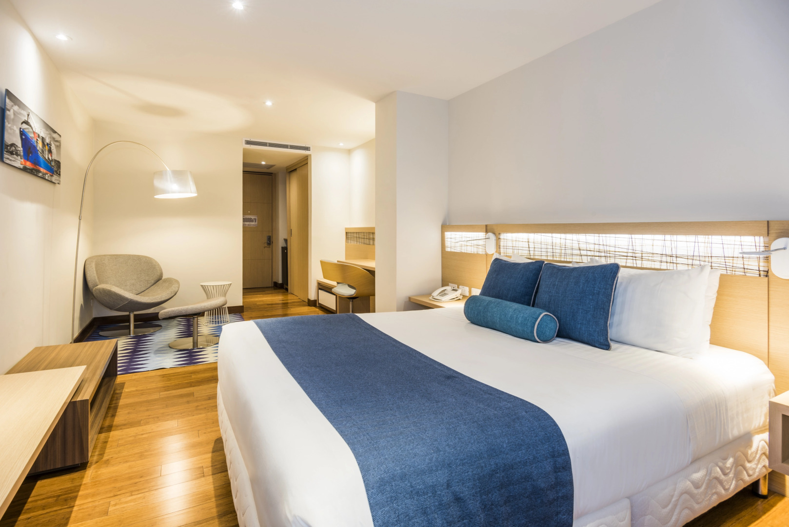 Cosmos Pacifico Hotel