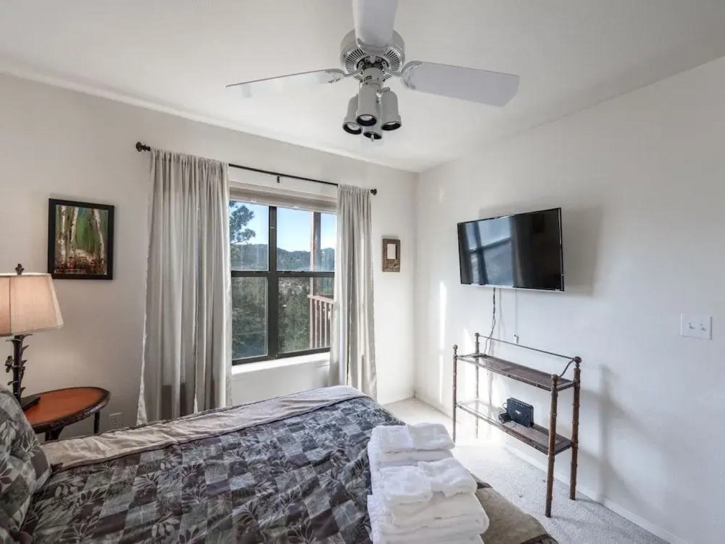 Sierra Lake Vista 5 Bedrooms