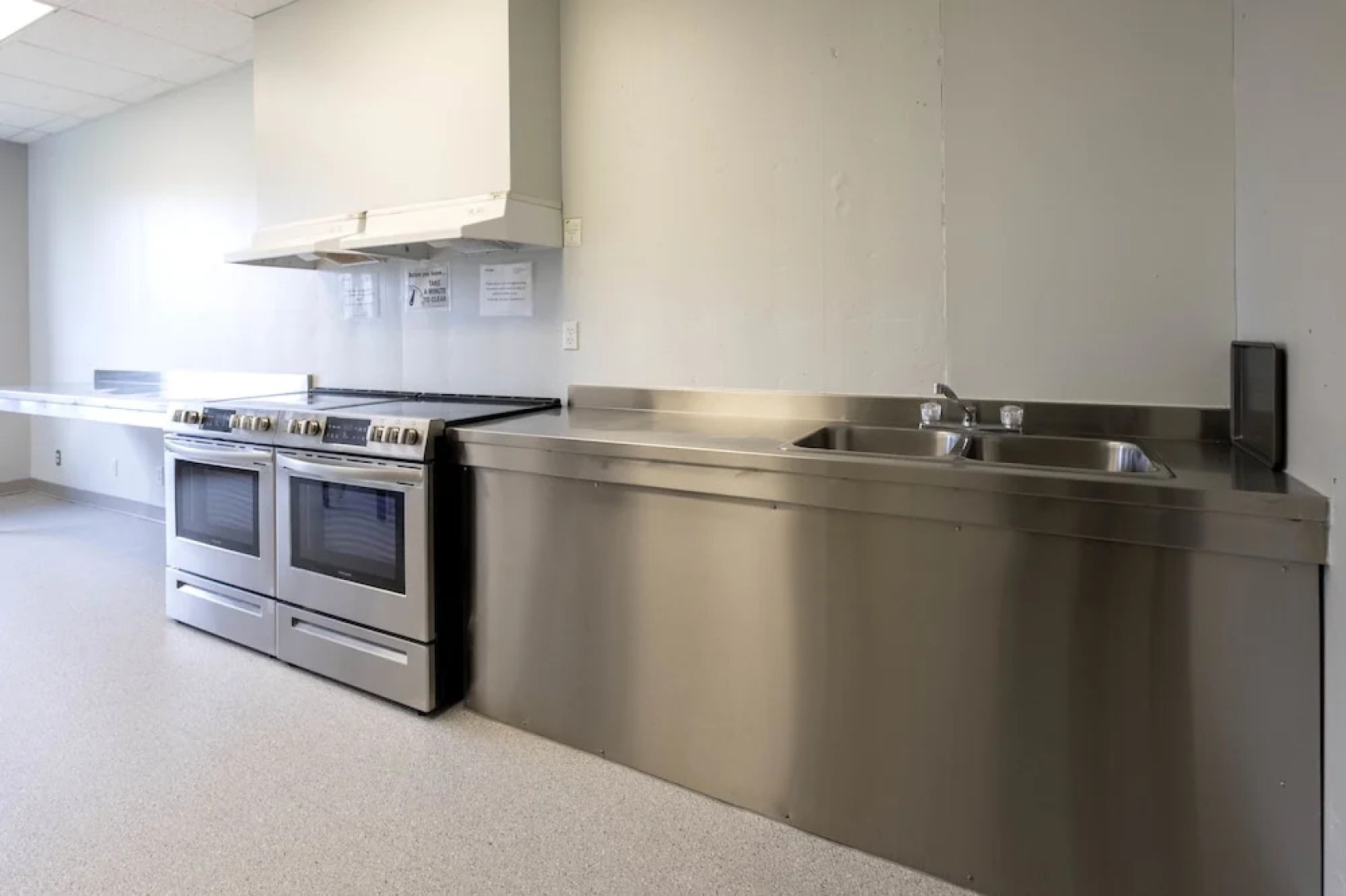 Residence & Conference Centre - Barrie