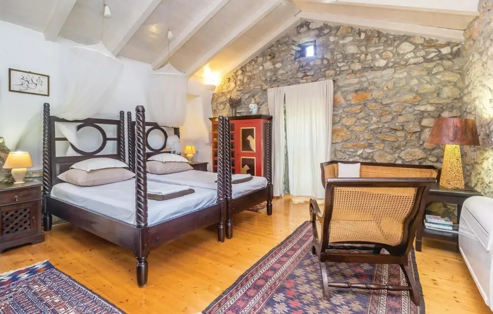 Awesome Home in Malinska With 3 Bedrooms, Outdoor Swimming Pool and Wifi