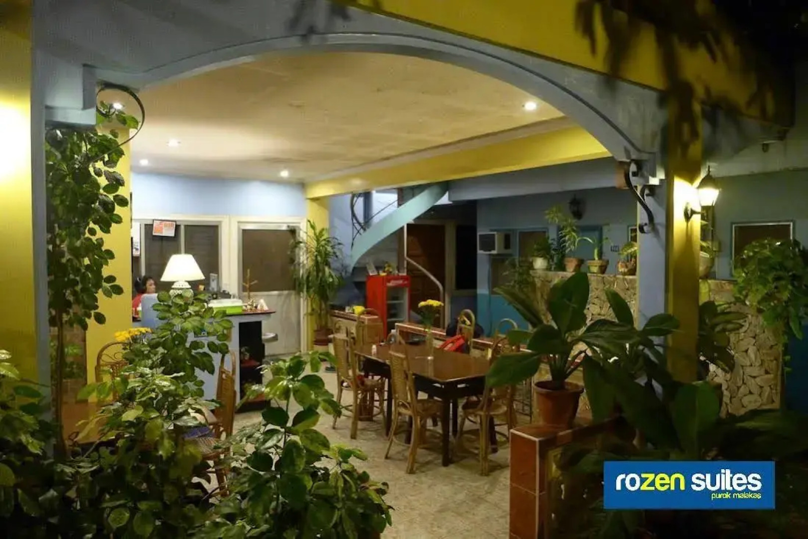 Rozen Suites Malakas